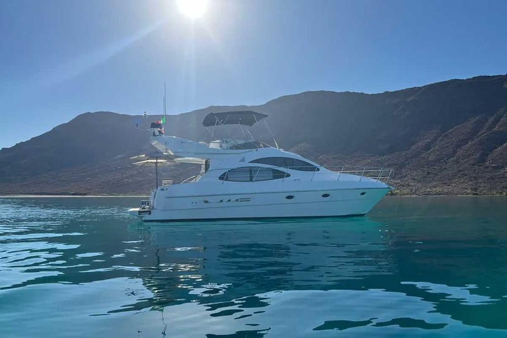2001 Azimut 42 Flybridge
