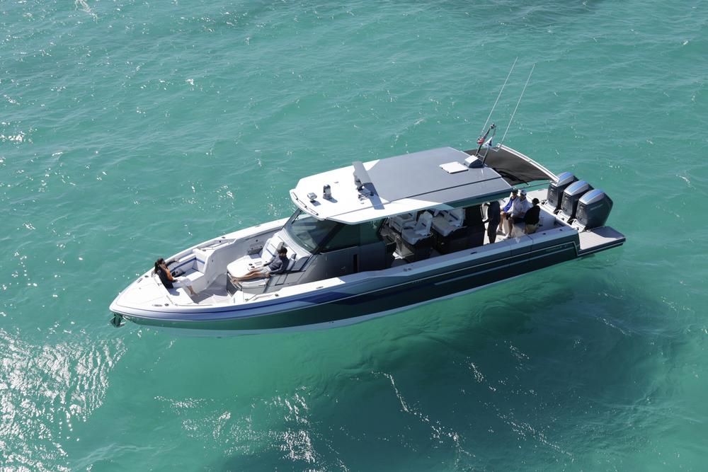 2025-formula-457-center-console-sport-power-9340931-20240415072631493-1_XLARGE.jpg