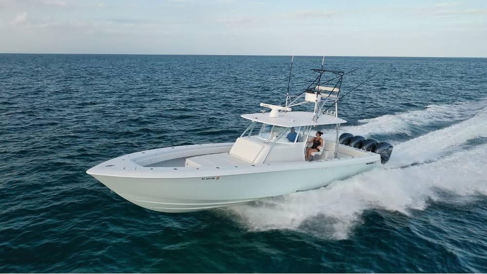 Contender-Boats-44FA-0152.jpg