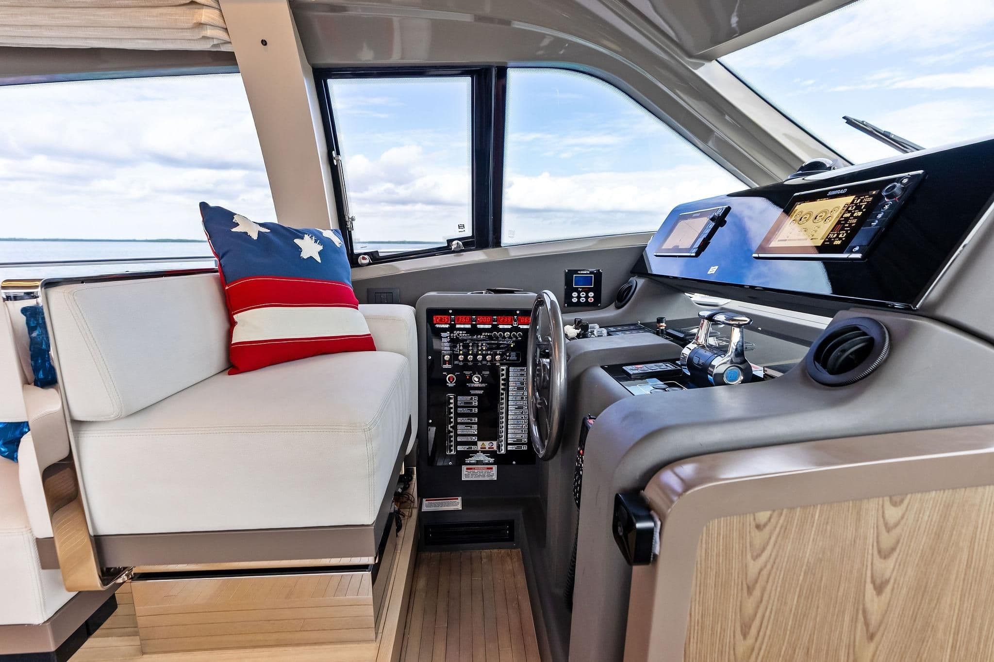 Ferretti Yachts 550 for Sale