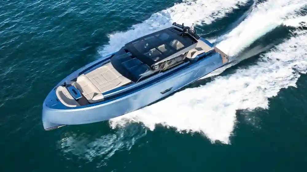 2024 Vanquish Yachts VQ58 Sold in Miami, Florida Motor Yacht 3