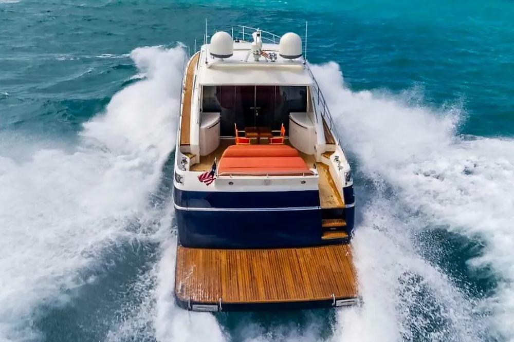 2009 Uniesse 68 Sport Yacht
