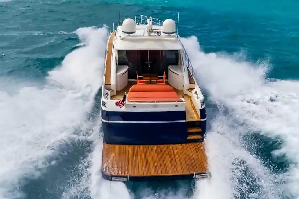 Uniesse 68 Sport Yacht For Sale