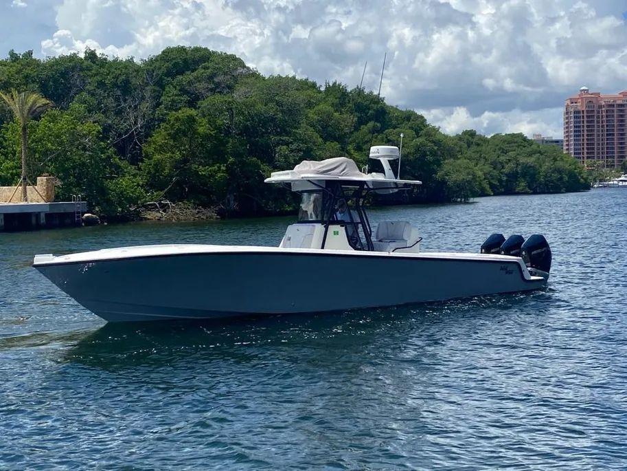 SeaVee 340B For Sale