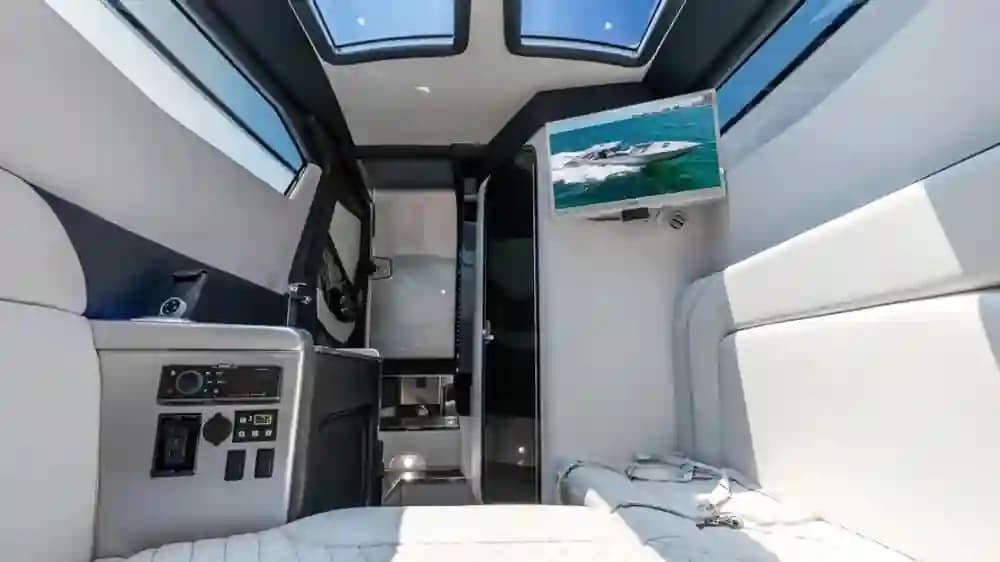 2018 Nor-Tech 560 Sport for Sale in Fort Lauderdale, Florida Center Console 2