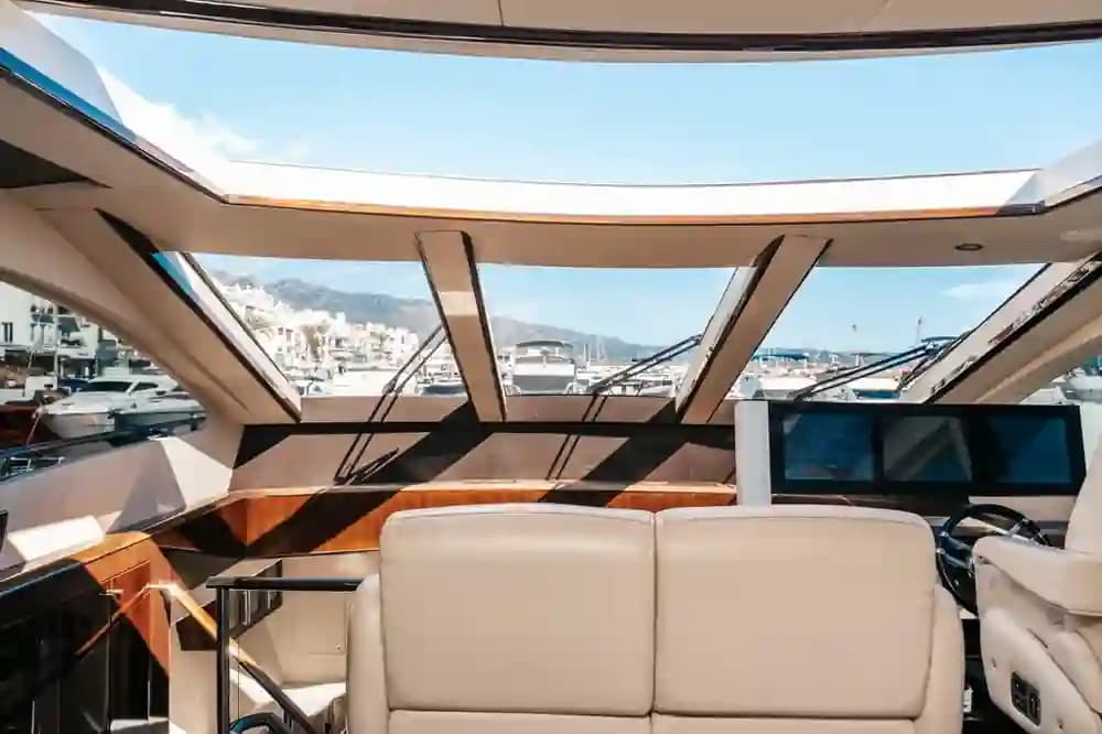2009 Lazzara LSX 75 for Sale in Mataró, ES Motor Yacht 3
