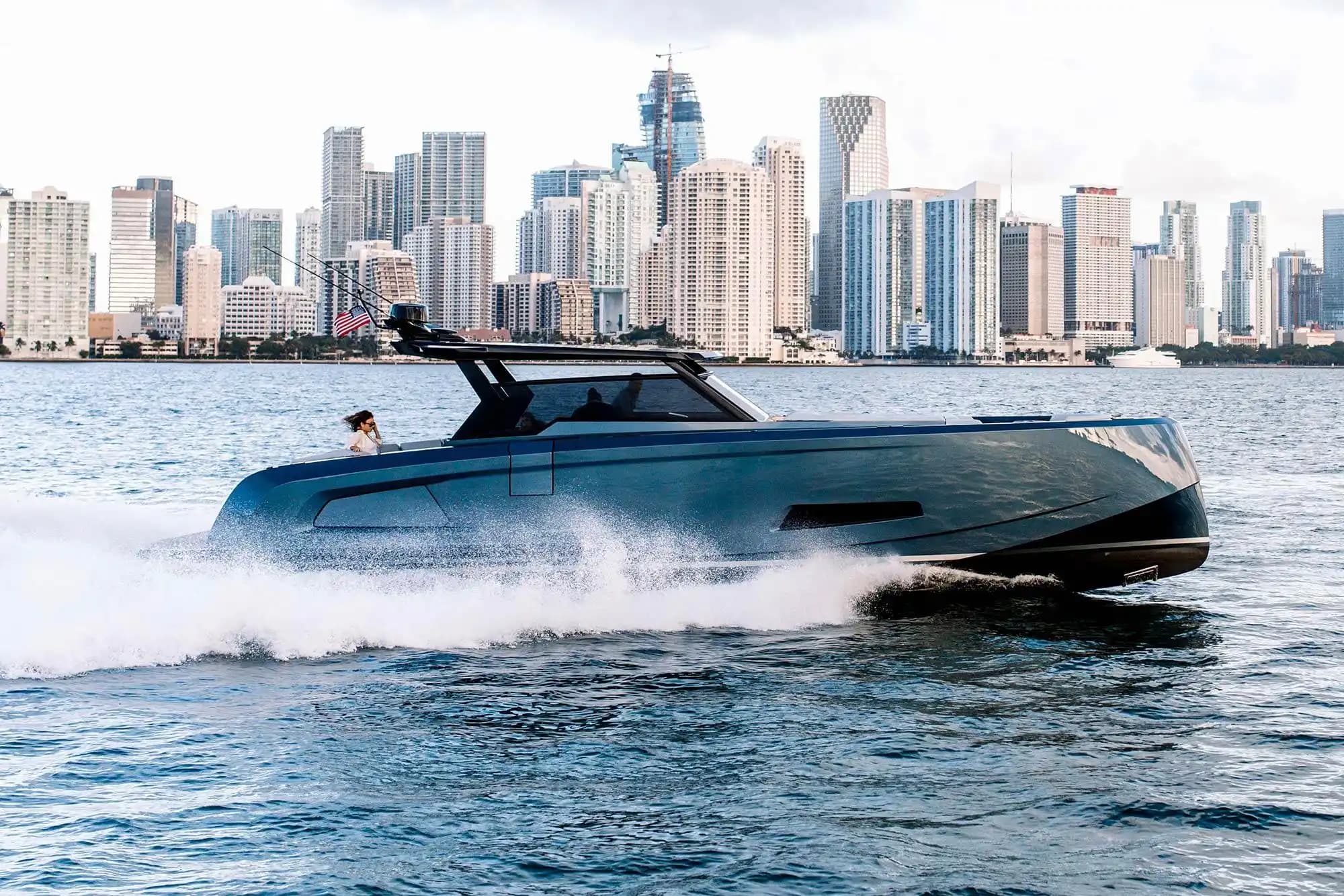 Vanquish Yachts VQ45 For Sale