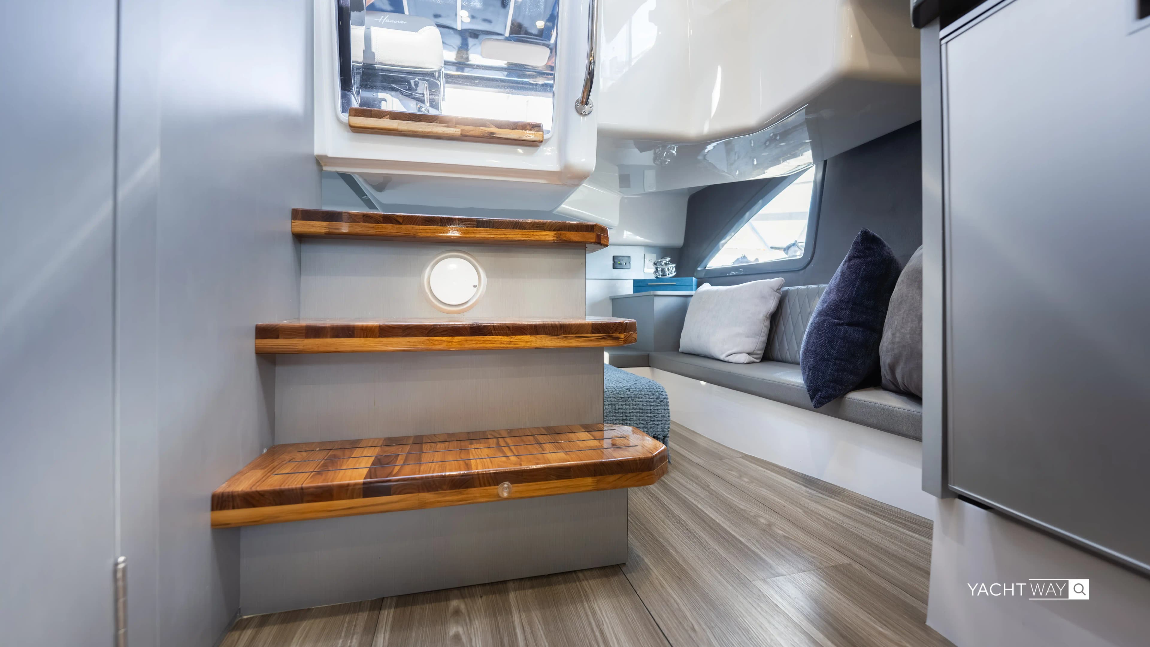 2026 Hanover Yachts 347 a la venta en Fort Lauderdale, Florida Motor Yacht 5