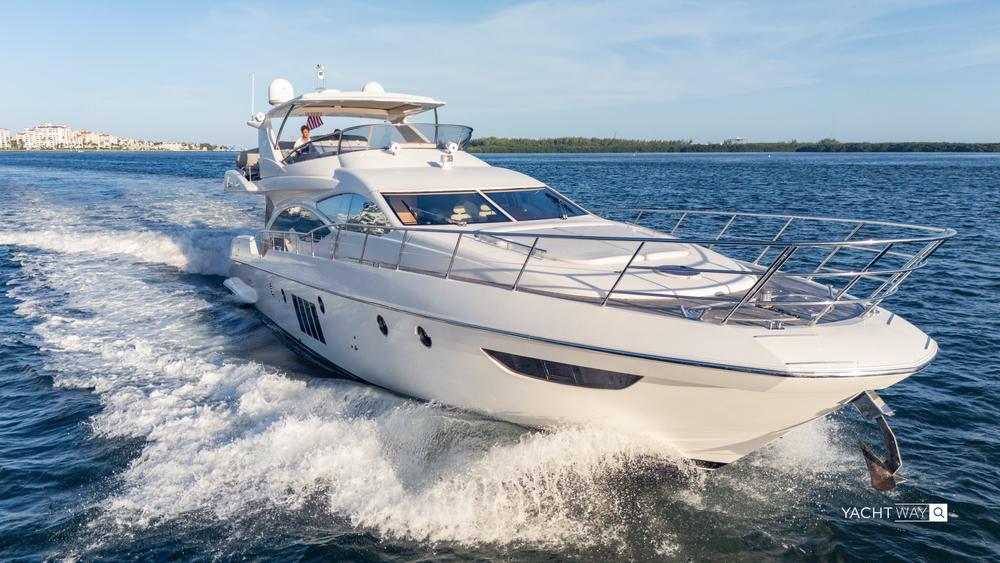 2012 Azimut 70