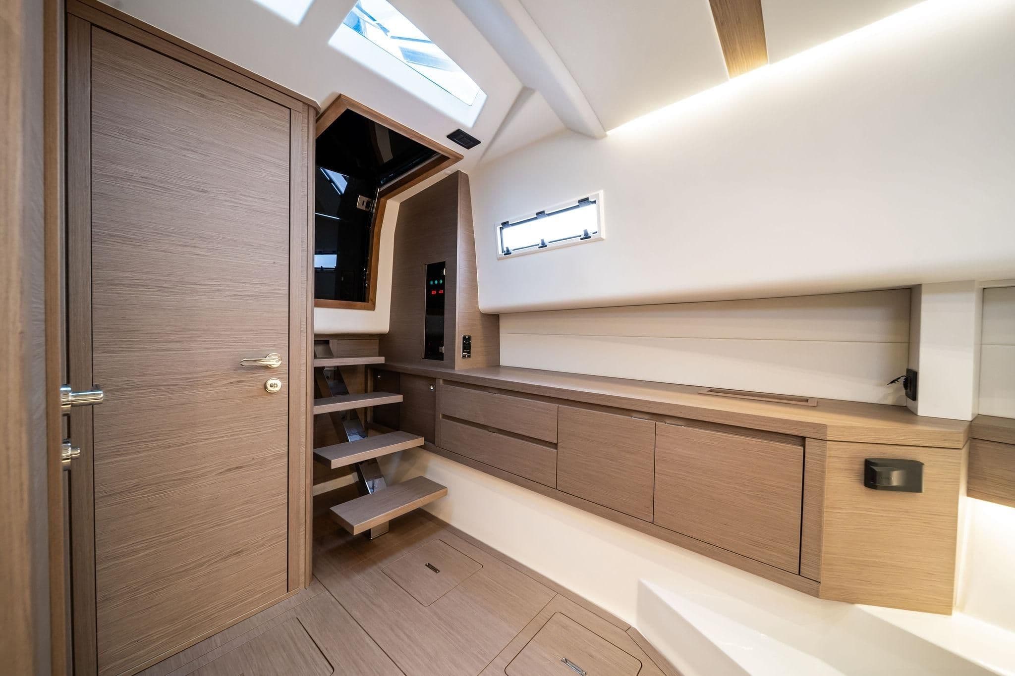 2024 Pardo Yachts P43 zum Verkauf in Huntington, New York Walk-around Boats 3