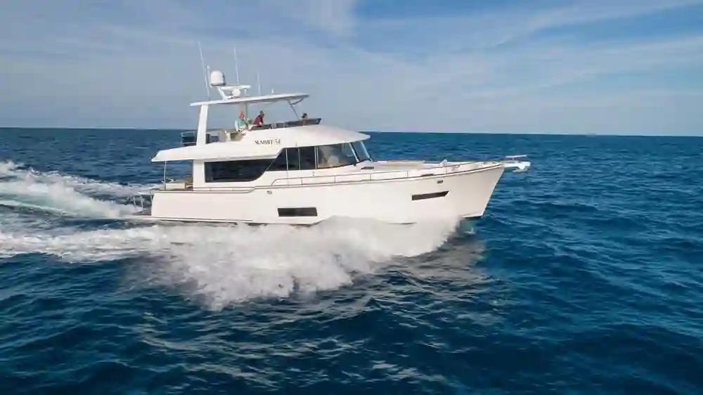 Summit Motoryachts 54 For Sale