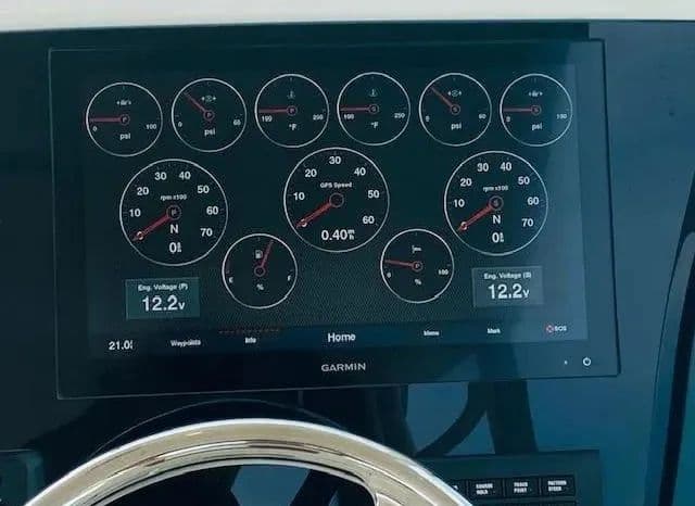 Cobia 330 DC à vendre