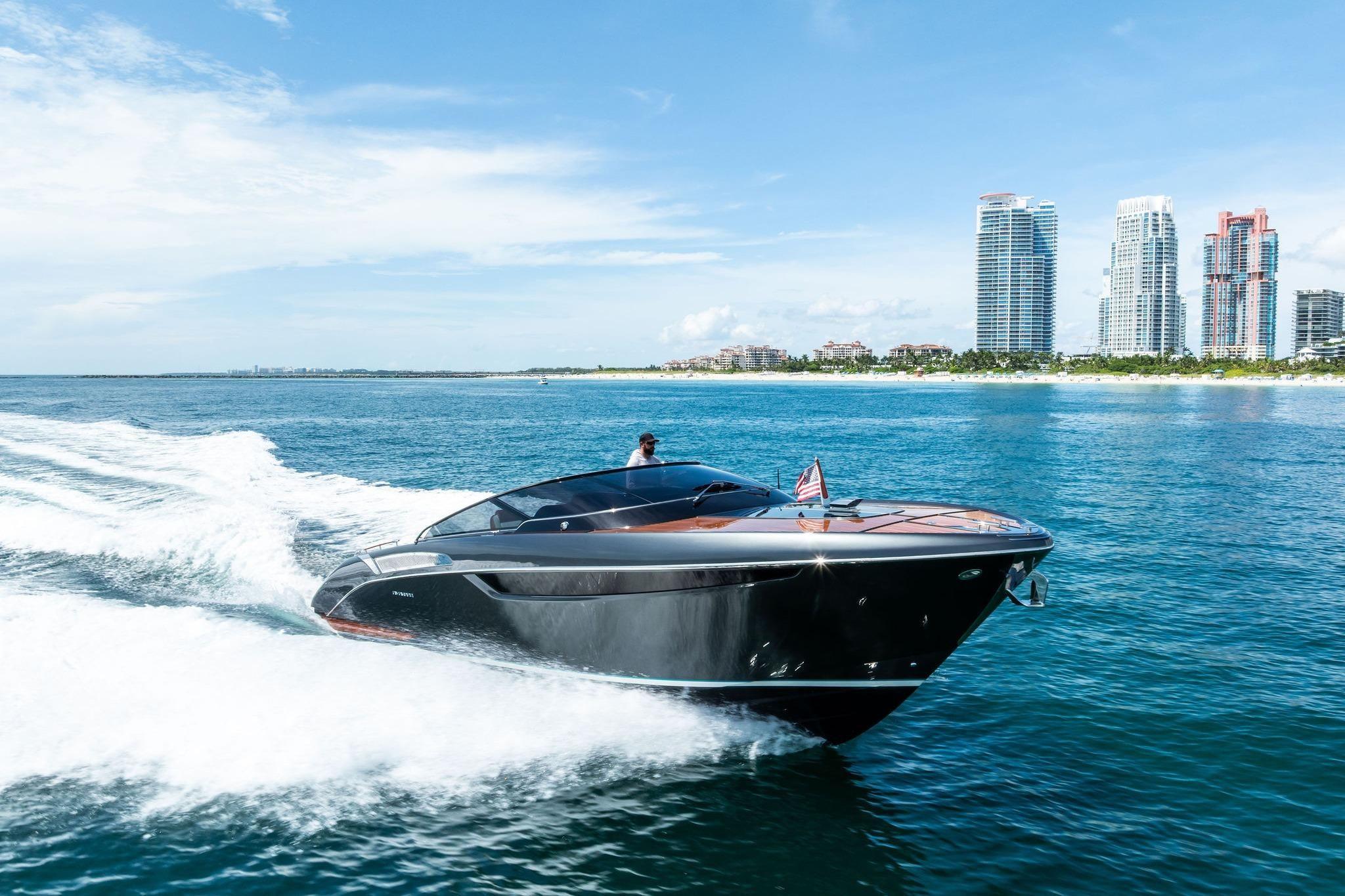 Riva Rivamare 38 For Sale