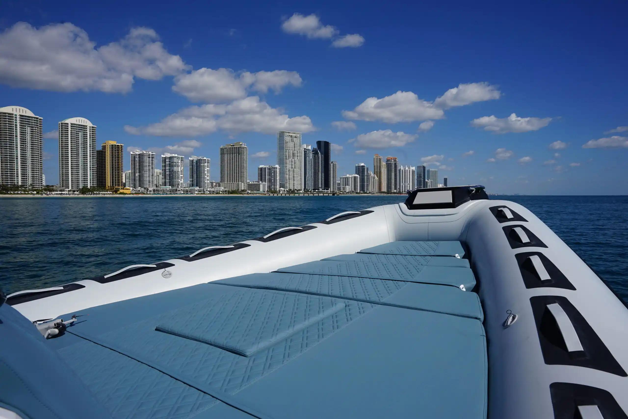 Ranieri International Cayman 38 Executive For Sale