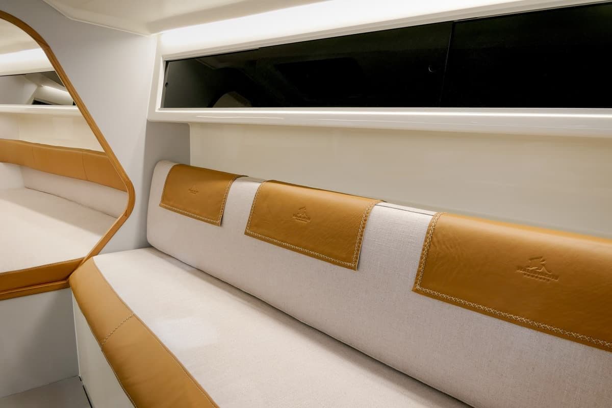 2025 Italia Yachts 9.98 Bellissima for Sale in Newport, Rhode Island Monohull 3