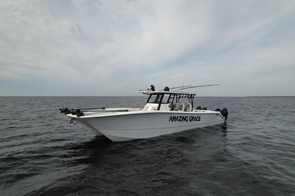 2022-invincible-46-catamaran-power-9605239-20241106225223837-1_XLARGE.jpg