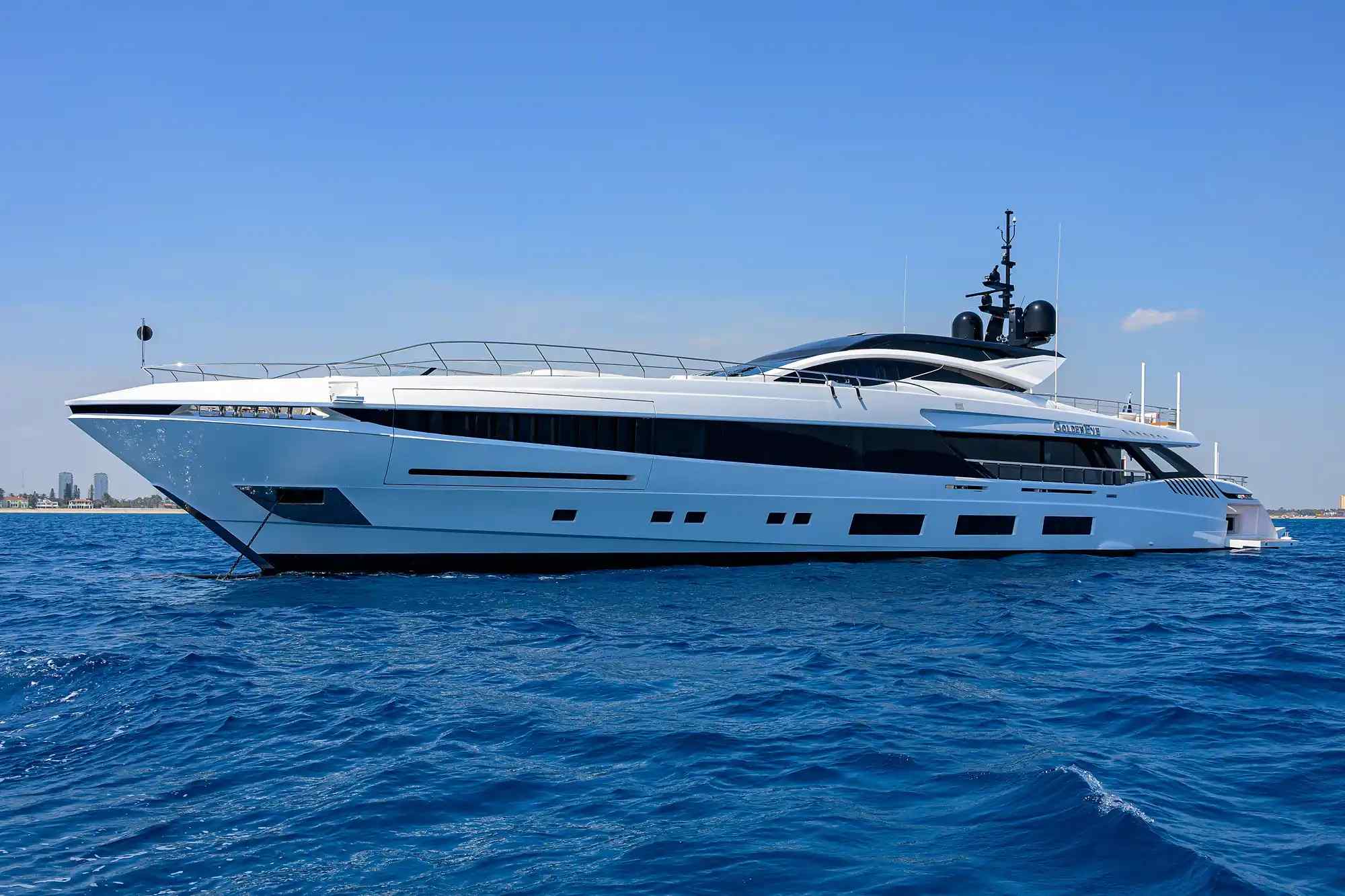 Yacht