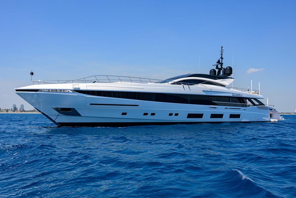 177_mangusta_goldeneye_profiles_23 copy.jpg