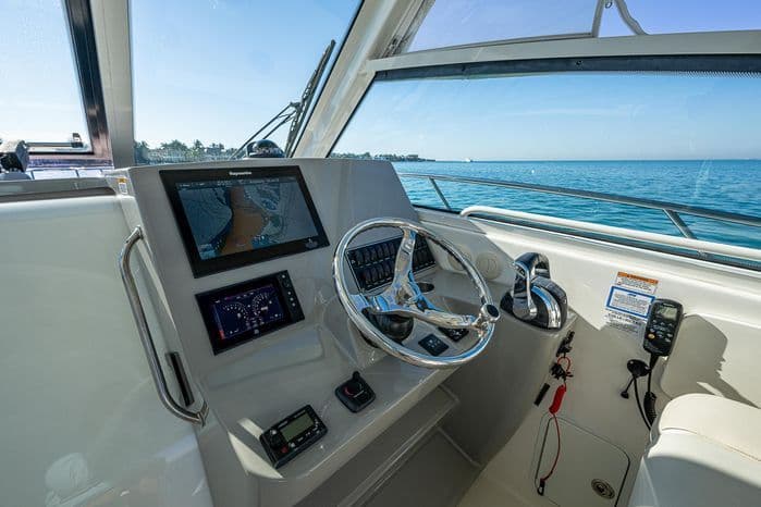 2017 Boston Whaler 345 Conquest for Sale in Key Biscayne, Florida Freshwater Fishing 1