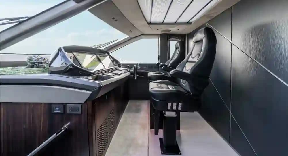 2023 Sunseeker 90 Ocean Sold in Miami, Florida Flybridge 5