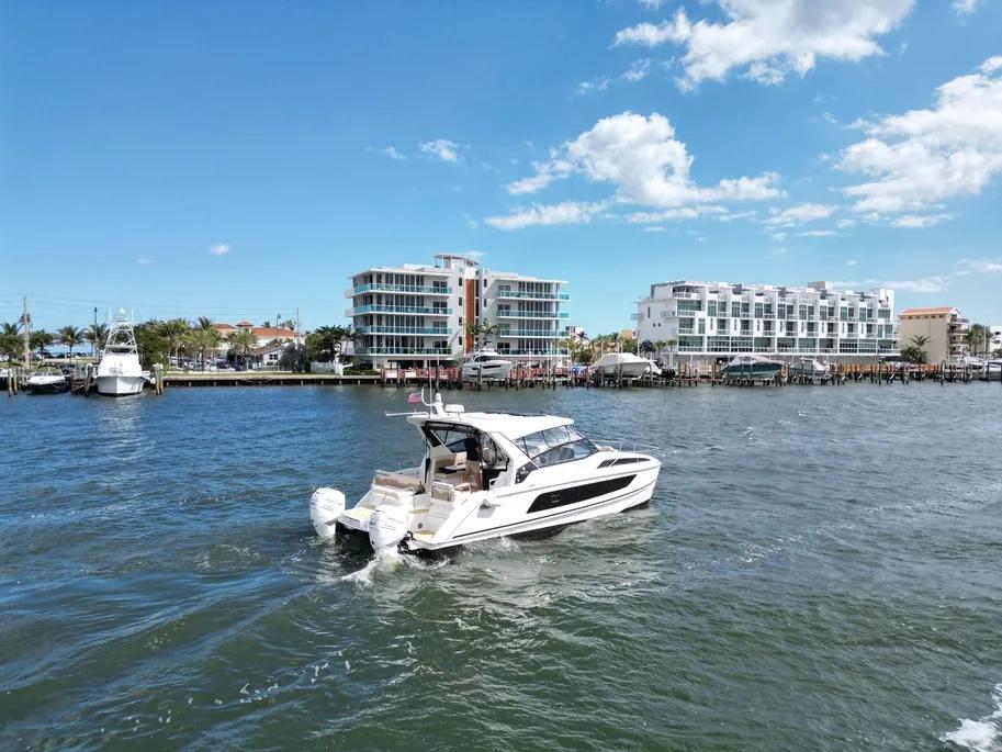 2021 Aquila 36 Sport