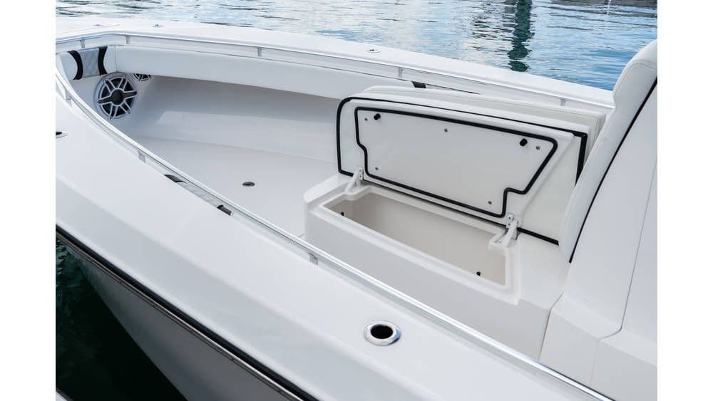 2026 Contender 32ST for Sale in Fort Lauderdale, Florida Center Console 3