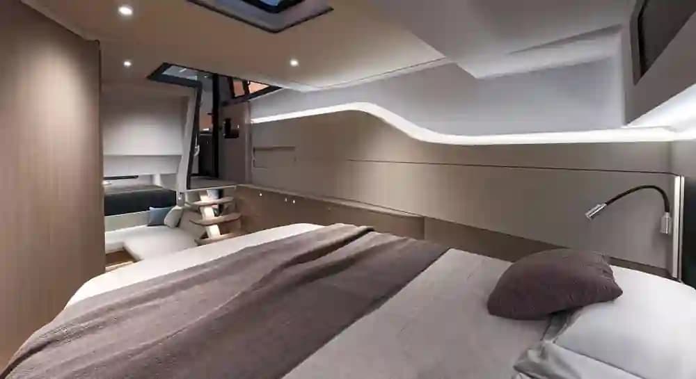 2026 Beneteau Gran Turismo 40 for Sale in Fort Lauderdale, Florida Cruiser 4