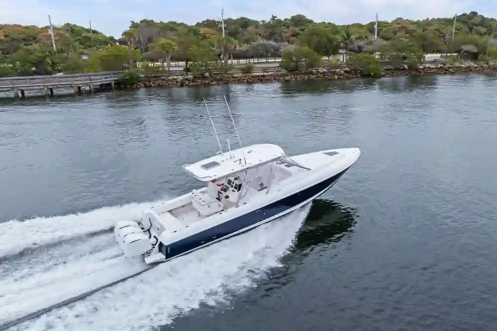 Intrepid Powerboats 370 Cuddy te koop