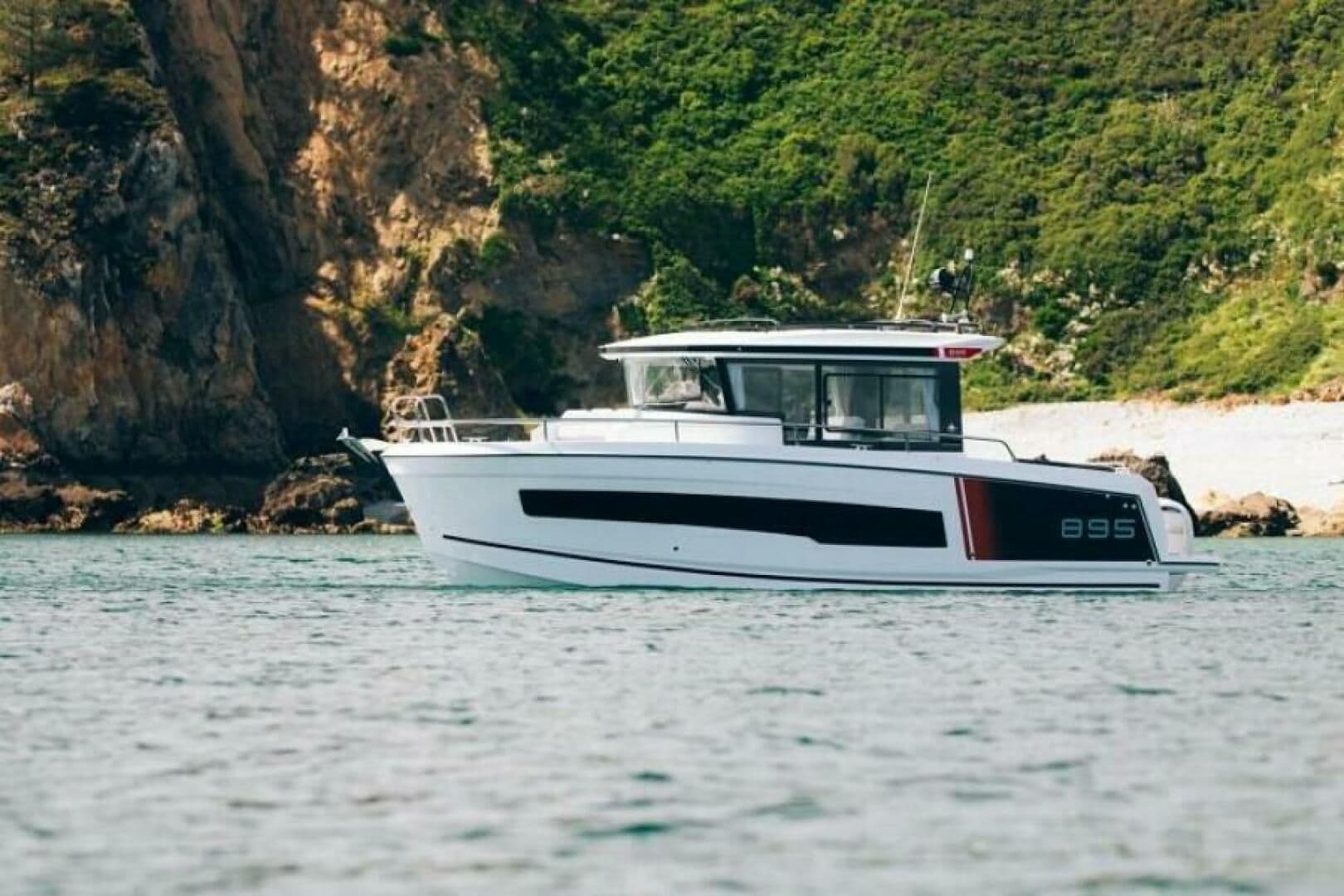 Jeanneau NC 895 Sport for Sale