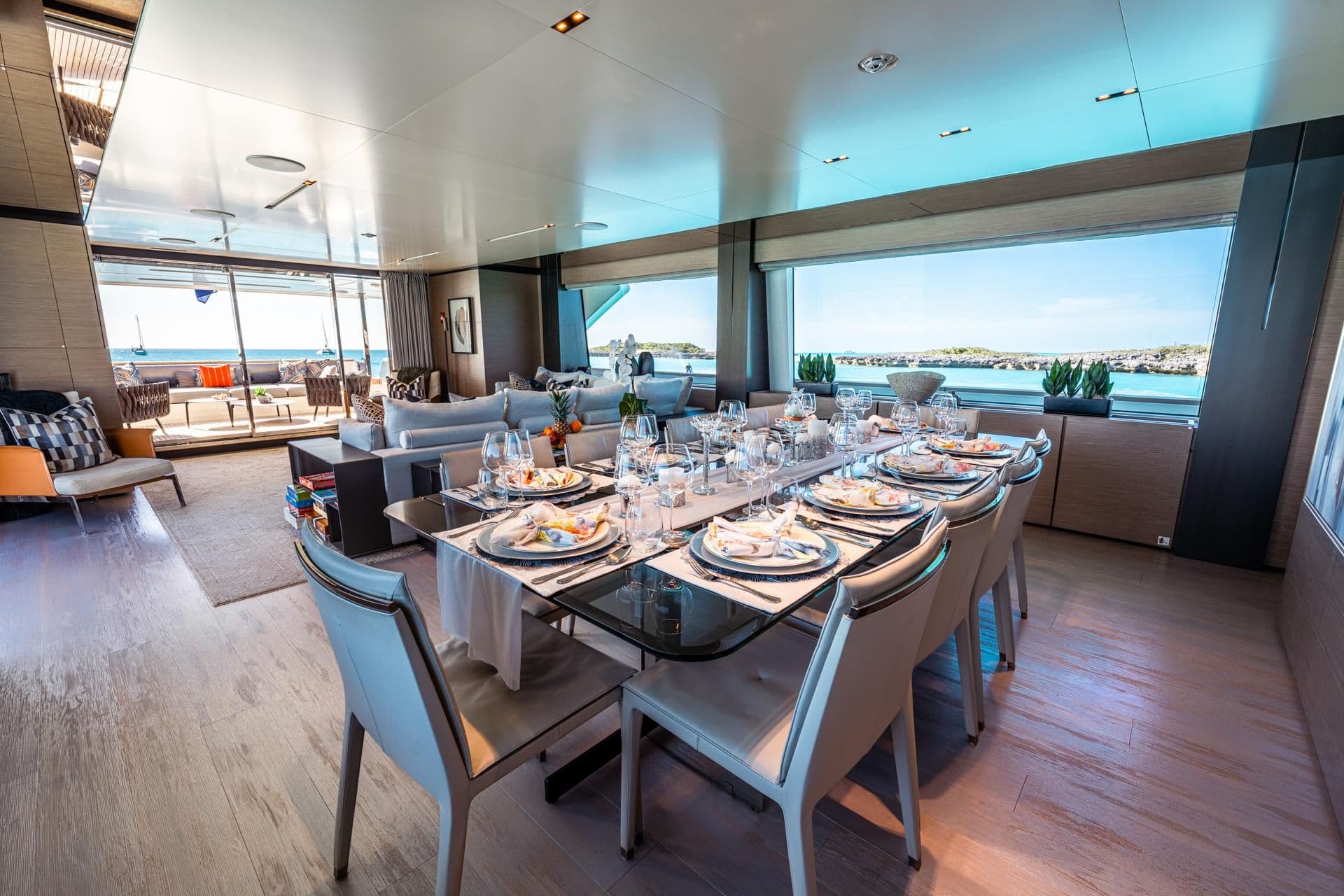Custom Line Navetta 33 for Sale