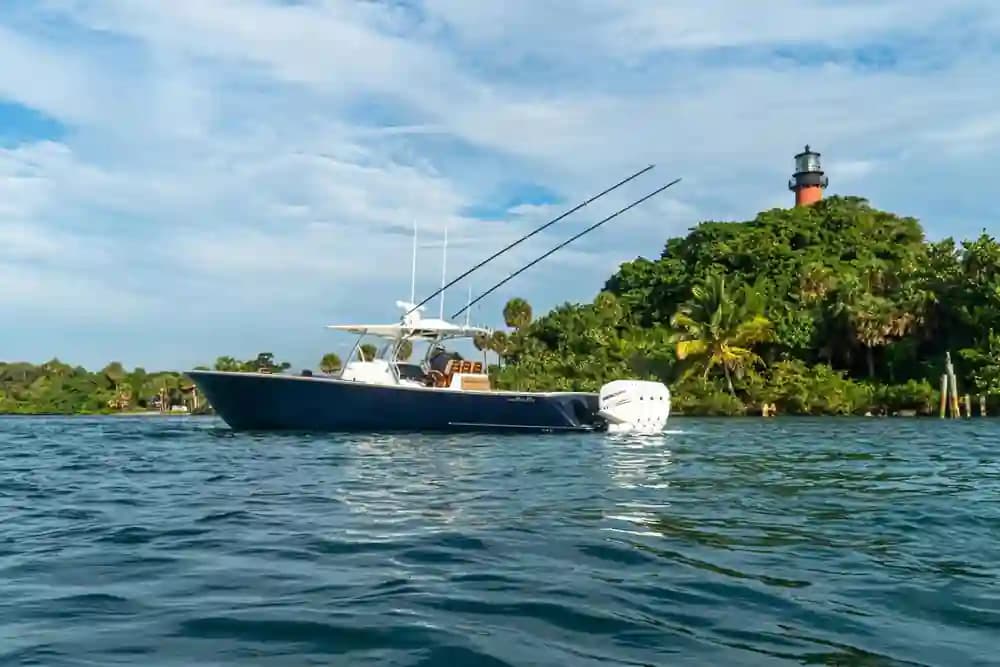 2025 Valhalla Boatworks V-41 for Sale in Staten Island, New York Center Console 3