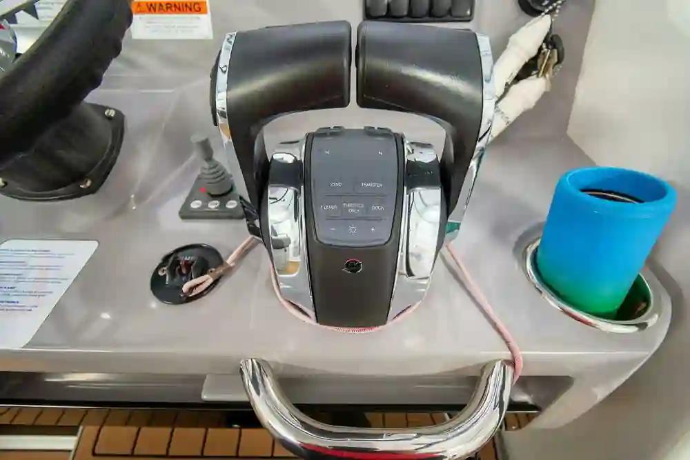 Jeanneau Leader 9.0 CC For Sale