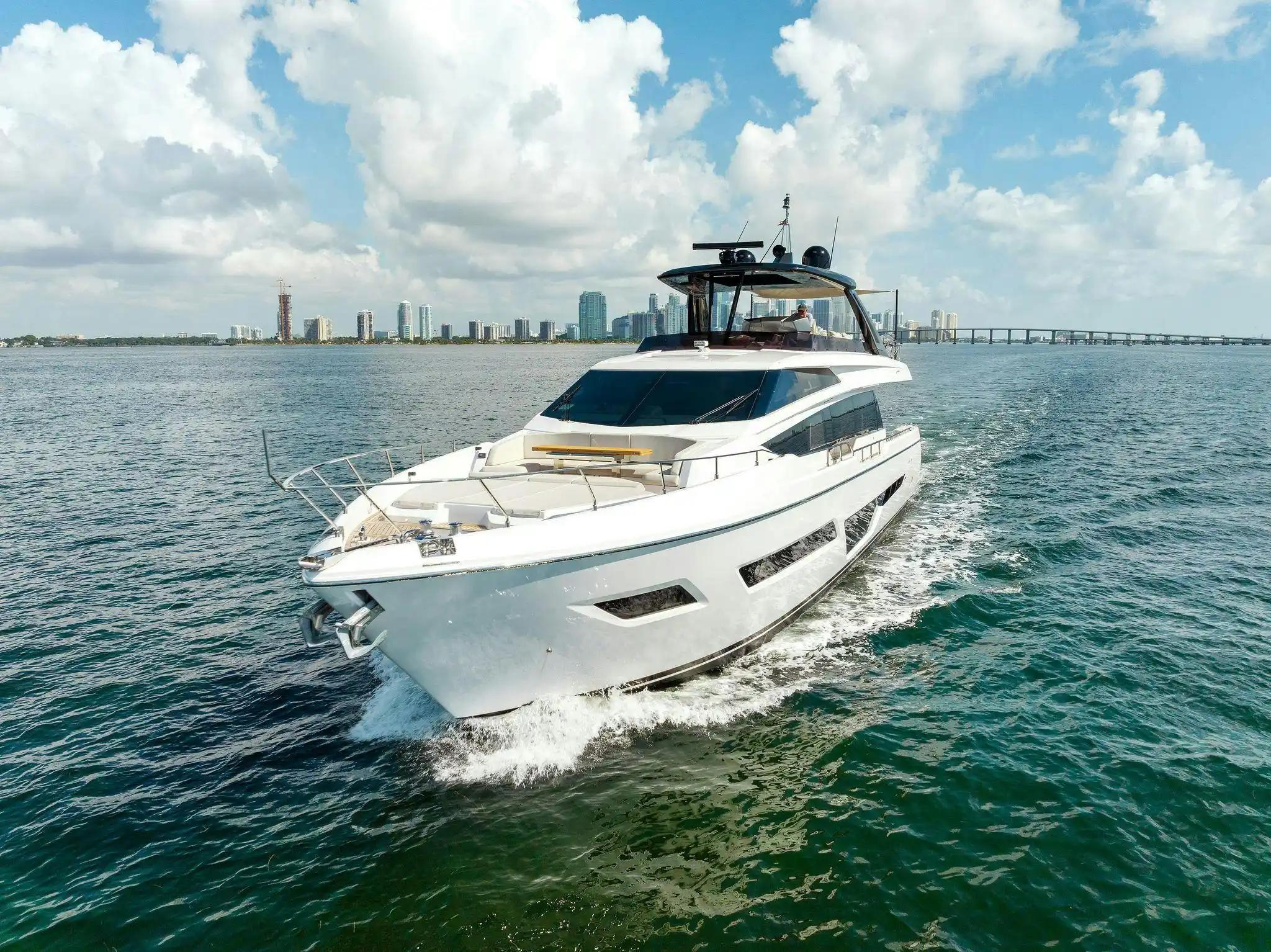 Ferretti Yachts 780 For Sale