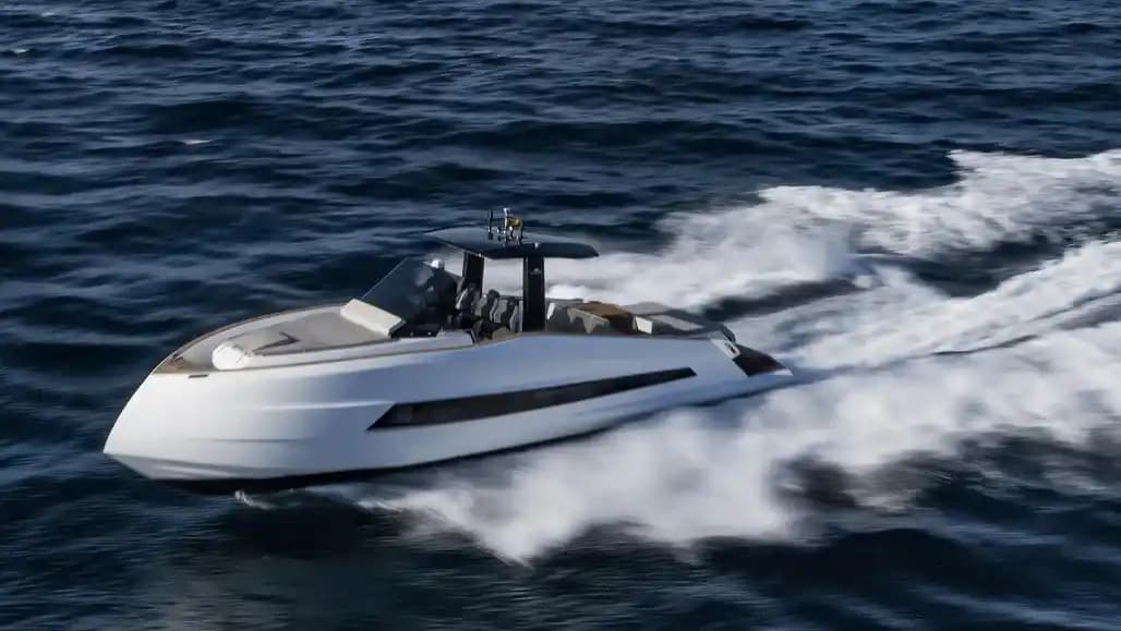 Astondoa 377 Coupe for Sale