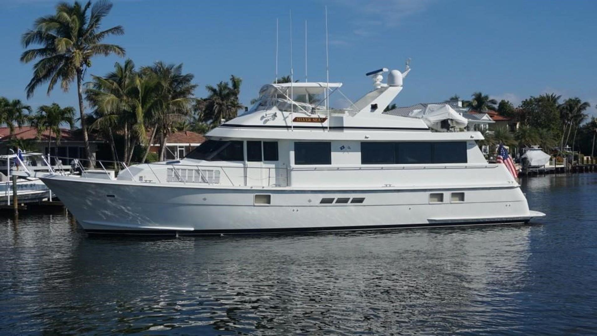 Hatteras 70 Sport Deck For Sale