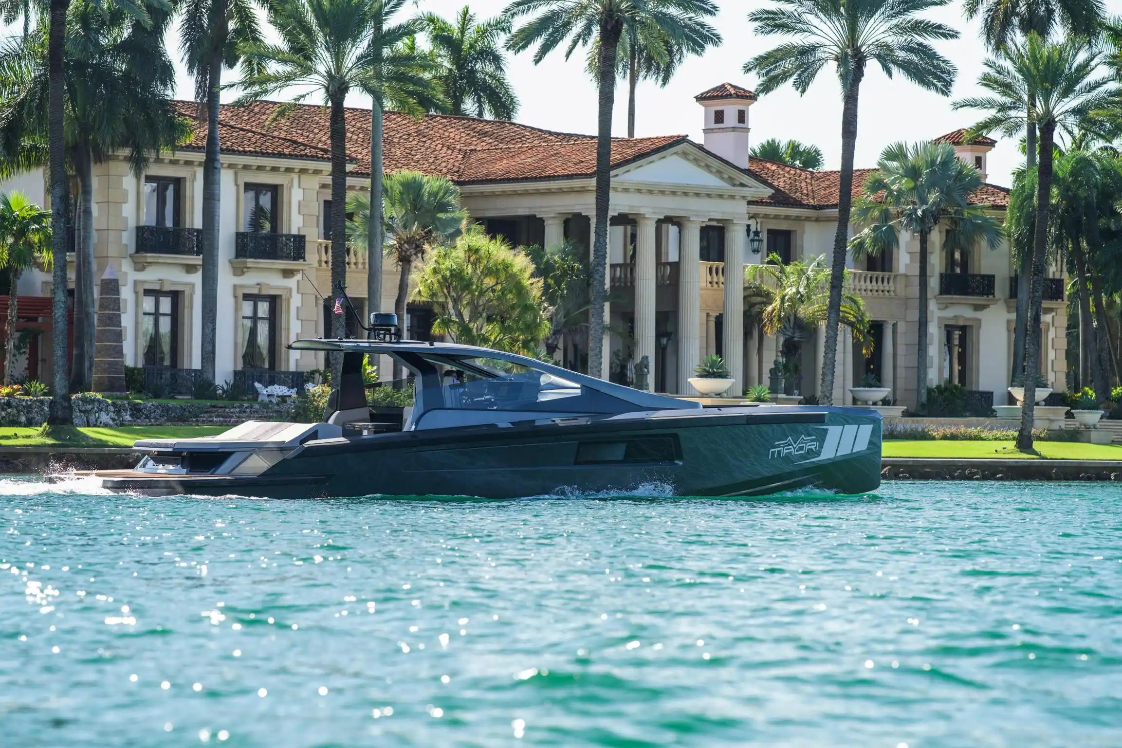 Maori 54ft XL version in vendita