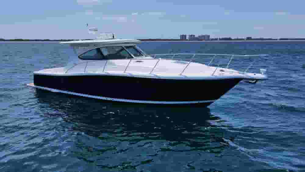 2005 Tiara Yachts 3800 Open