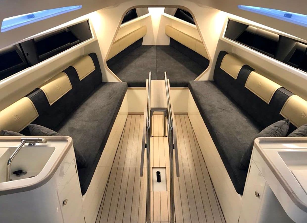 2025 Italia Yachts 9.98 Bellissima for Sale in Newport, Rhode Island Monohull 5