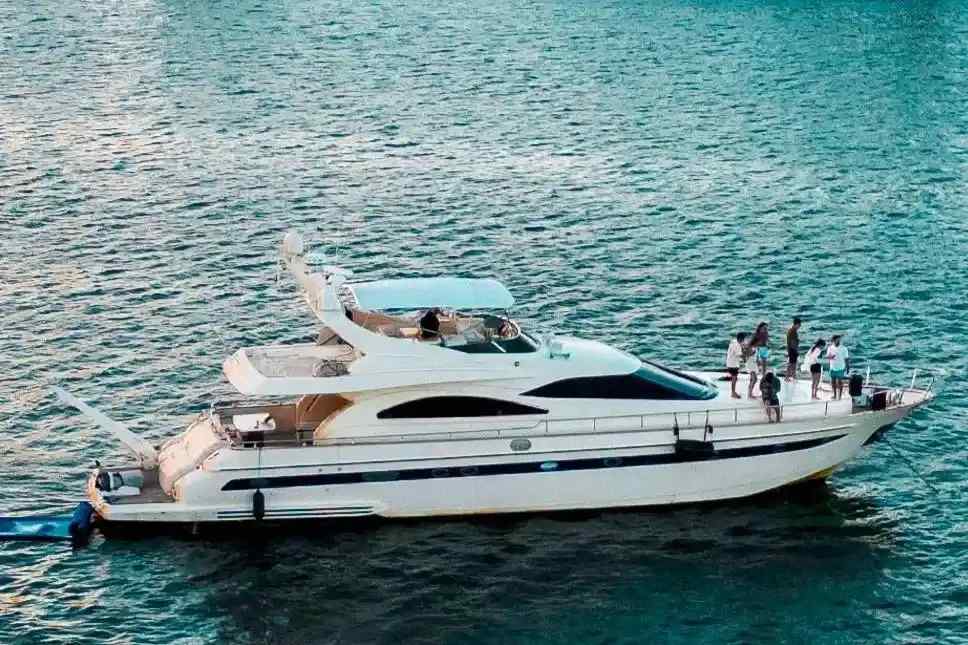 Yacht