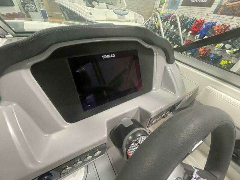 2022 Chaparral 23 Surf for Sale in Glasgow, Virginia Bowrider 5