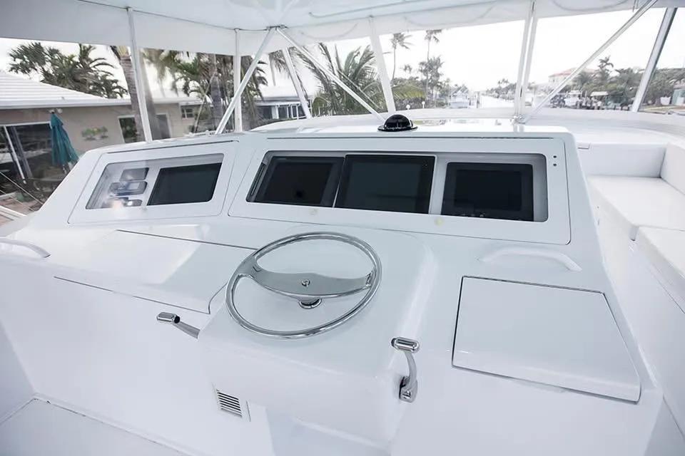 2003 Viking Yacht 65 Convertible