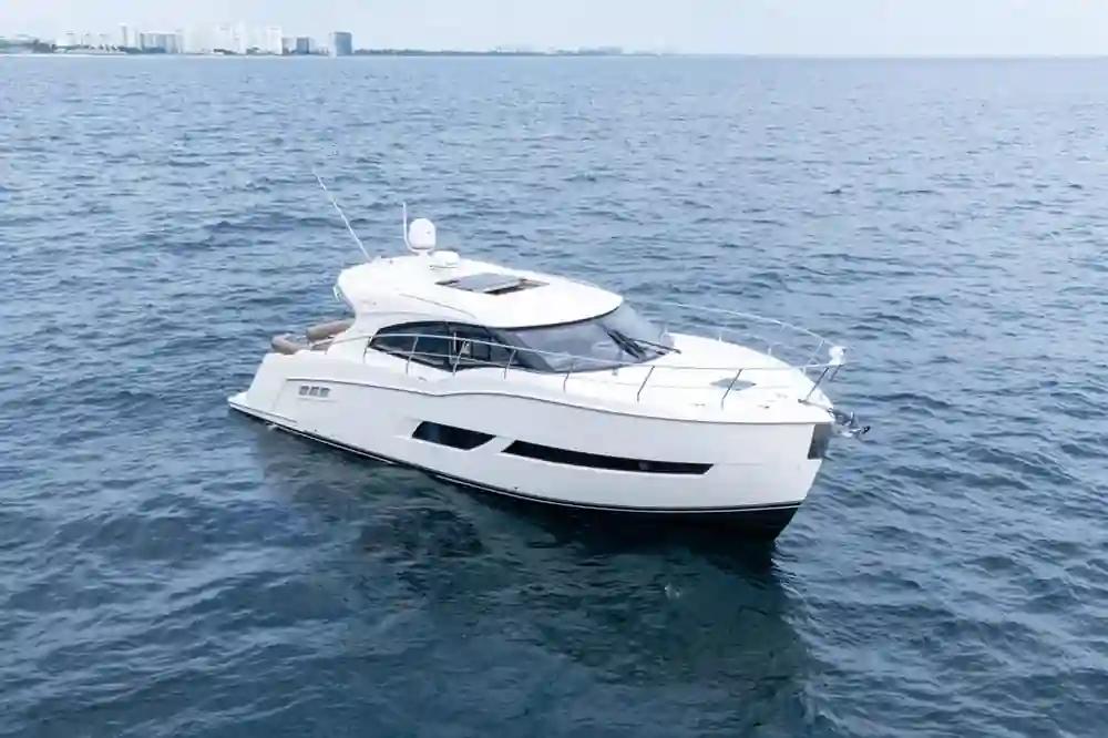 Carver C43 Coupe For Sale