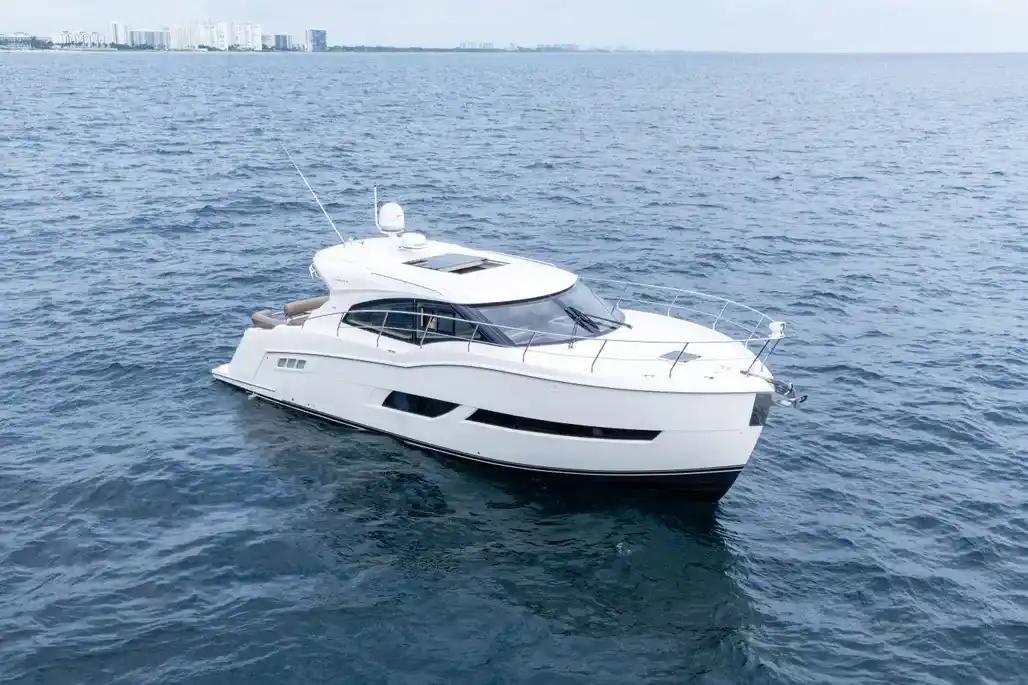 Carver C43 Coupe For Sale