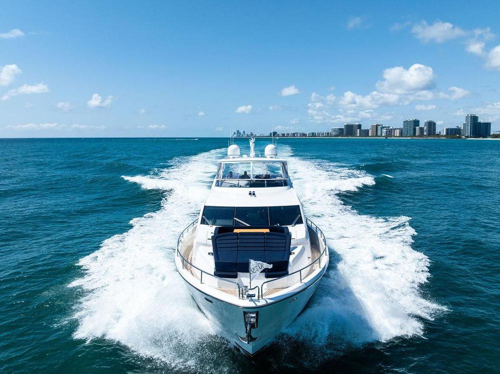 2019 Sunseeker 86 Yacht