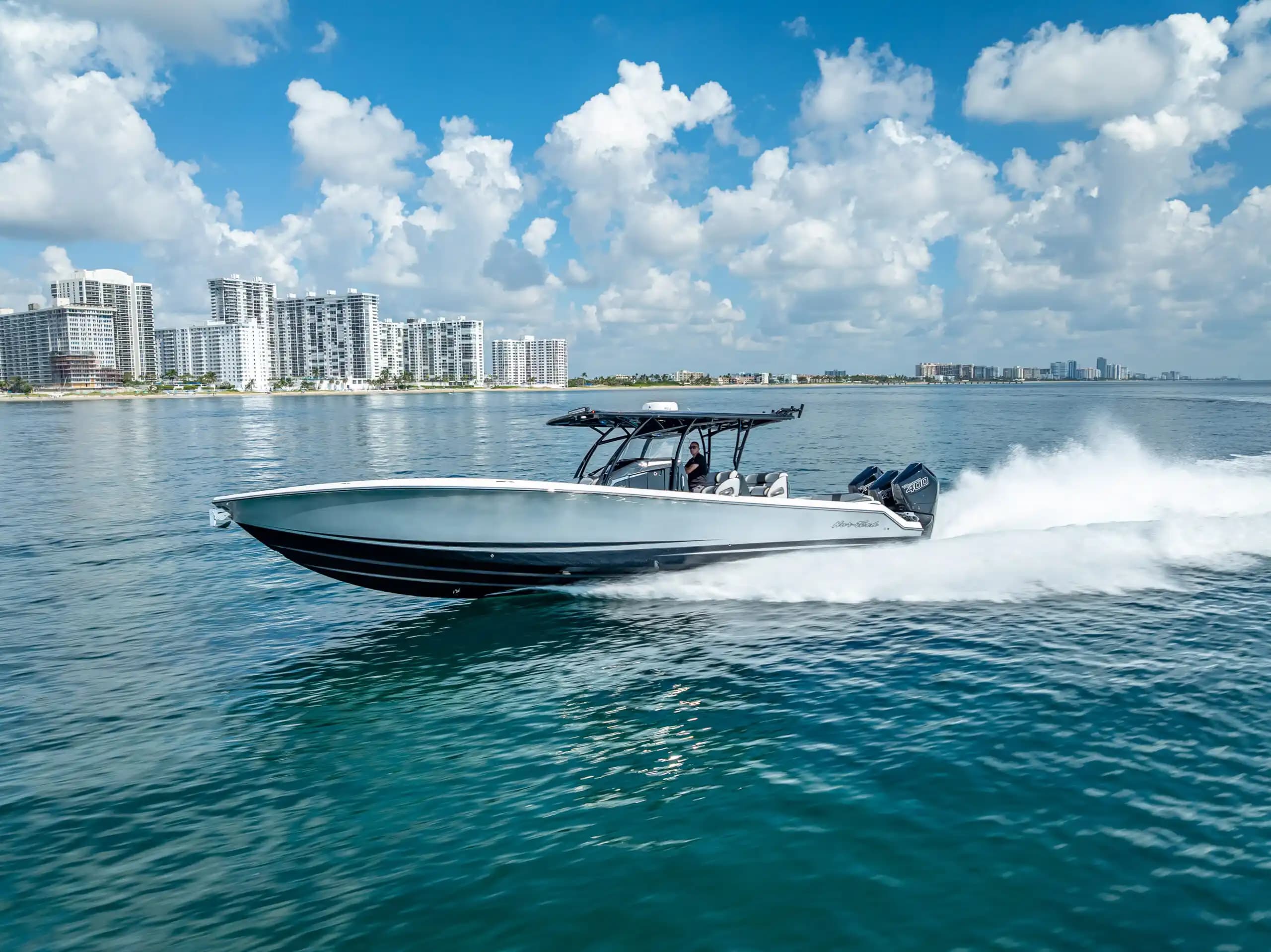 2024 Nor-Tech 390 Sport Vendido en Dania Beach, Florida Center Console