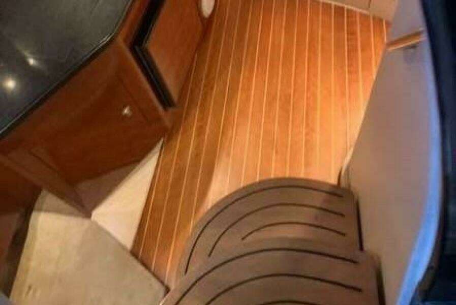 2006 Regal 3060 Window Express for Sale in Aiken, South Carolina Express Cruiser 4