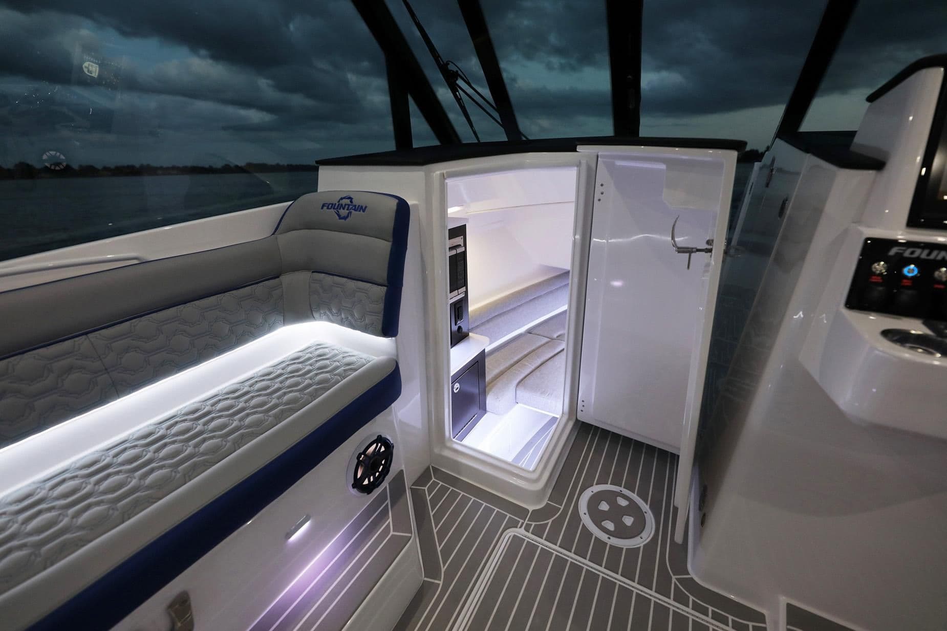 2025 Fountain Powerboats 39 DX for Sale in Miami Beach, Florida Dual Console 2