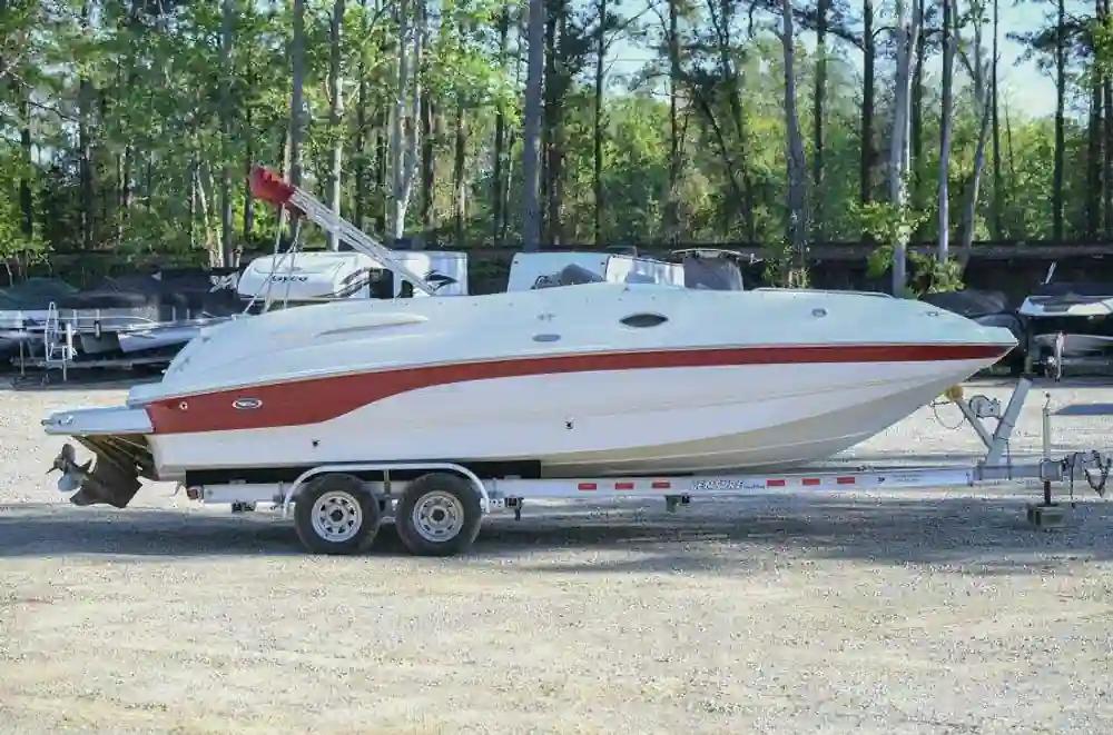 Chaparral Sunseta 252 à vendre