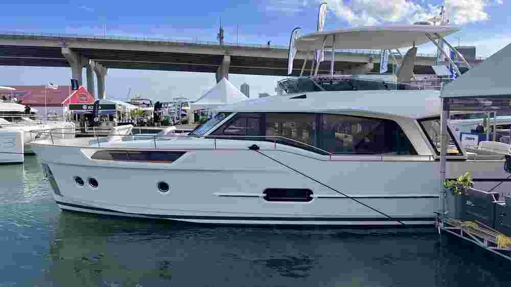 2024 Greenline Yachts 48 Fly