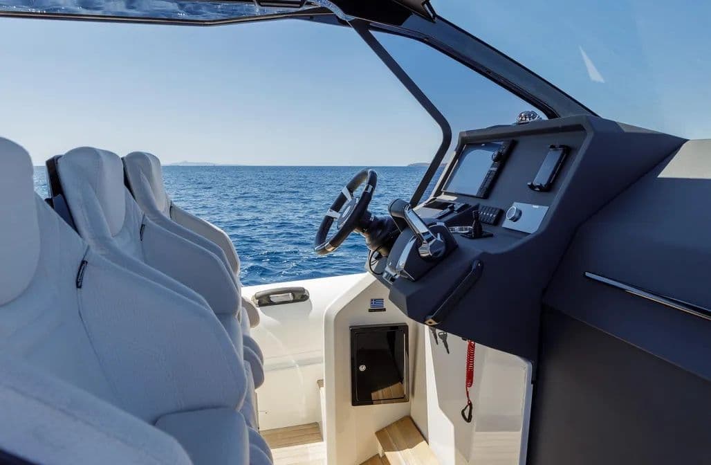 2025 Technohull Alpha 40 Sold in Annapolis, Maryland Center Console 3